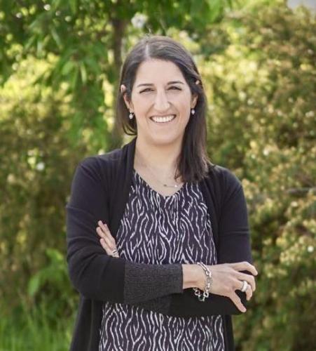 Azizian Neda